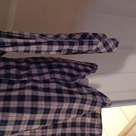 🌺Victoria's Secret Blue and White Casual Button Down Shirt - Picture 7 of 13